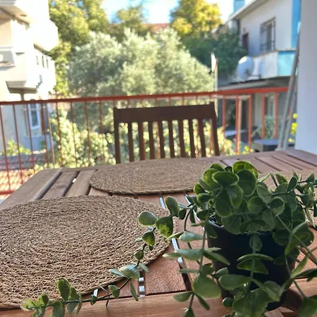 Urla The Orange House - Sanat Sokagi Апартаменты