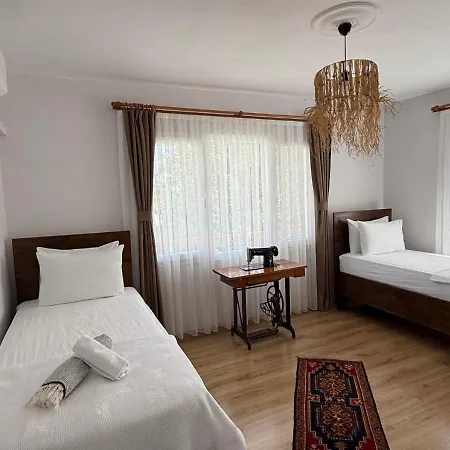 Urla The Orange House *