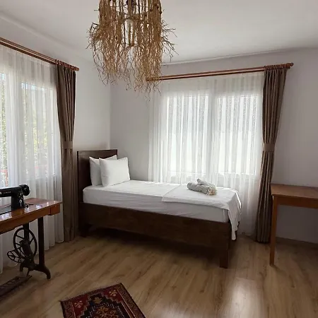 Urla The Orange House - Sanat Sokagi Апартаменты
