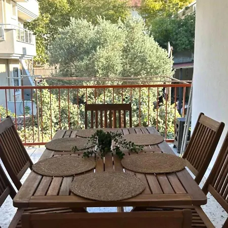 Urla The Orange House *