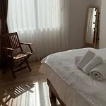 Urla The Orange House - Sanat Sokagi Apartment *