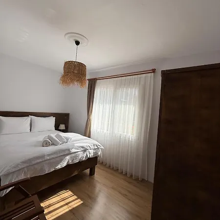 Urla The Orange House * Kuşçular