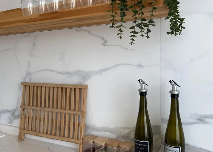 Urla The Orange House Kuscular