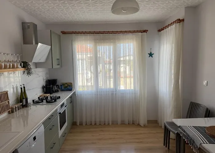 Urla The Orange House *